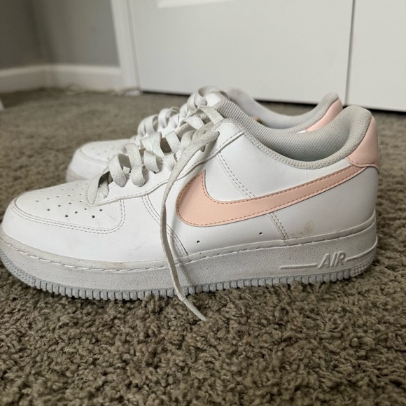 Nike Air Force 1’s | Very Good Condition - Picture 9 of 9